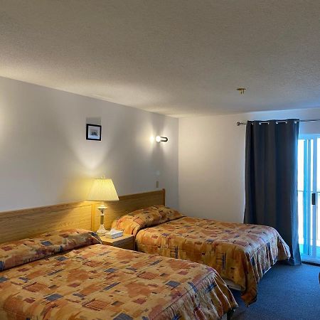 Hillview Motel Vanderhoof Zewnętrze zdjęcie