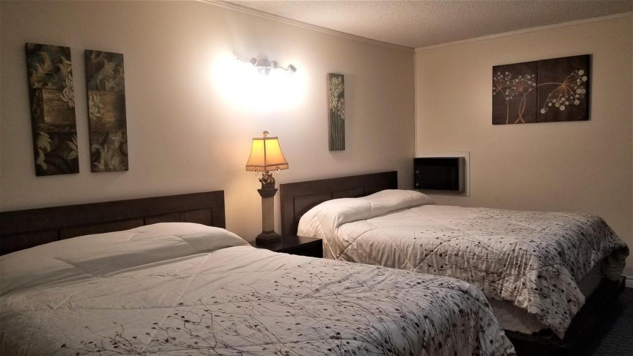 Hillview Motel Vanderhoof Zewnętrze zdjęcie